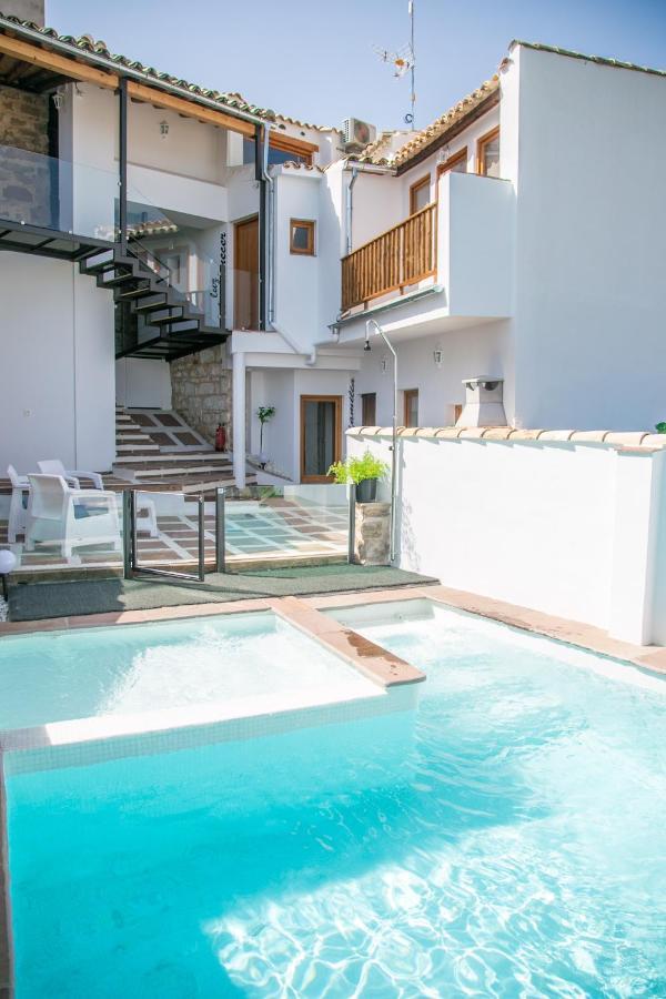 Apartamentos Turisticos La Casa Vieja Sabiote Extérieur photo