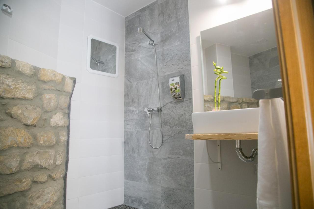 Apartamentos Turisticos La Casa Vieja Sabiote Extérieur photo